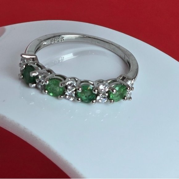 925 Sterling Silver Ring with Natural Emerald & CZ - Picture 8 of 13